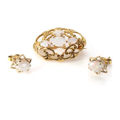 Lot 1287 - A 9ct gold opal brooch and a pair of 9ct gold opal stud earrings