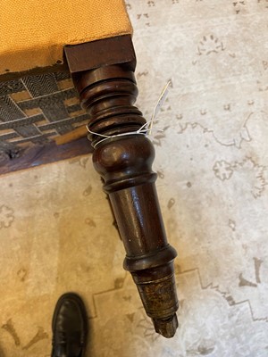 Lot 632 - A pair of Regency mahogany corner chairs