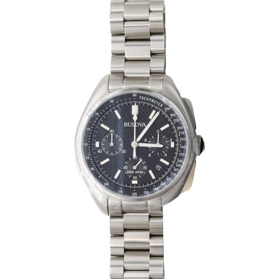 Lot 581 - A gentlemen's stainless steel Bulova Lunar Pilot chronograph quartz watch