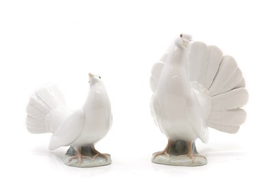 Lot 299 - Two Lladro doves