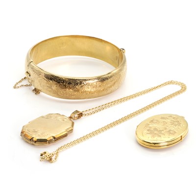 Lot 1334 - A group of 9ct gold jewellery