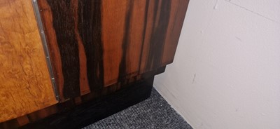 Lot 54 - A Mobili Barraja Art Deco-style Macassar ebony and bird's-eye maple cabinet