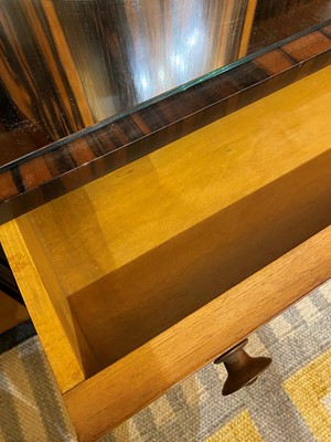 Lot 54 - A Mobili Barraja Art Deco-style Macassar ebony and bird's-eye maple cabinet