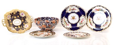 Lot 96 - A pair of armorial porcelain plates