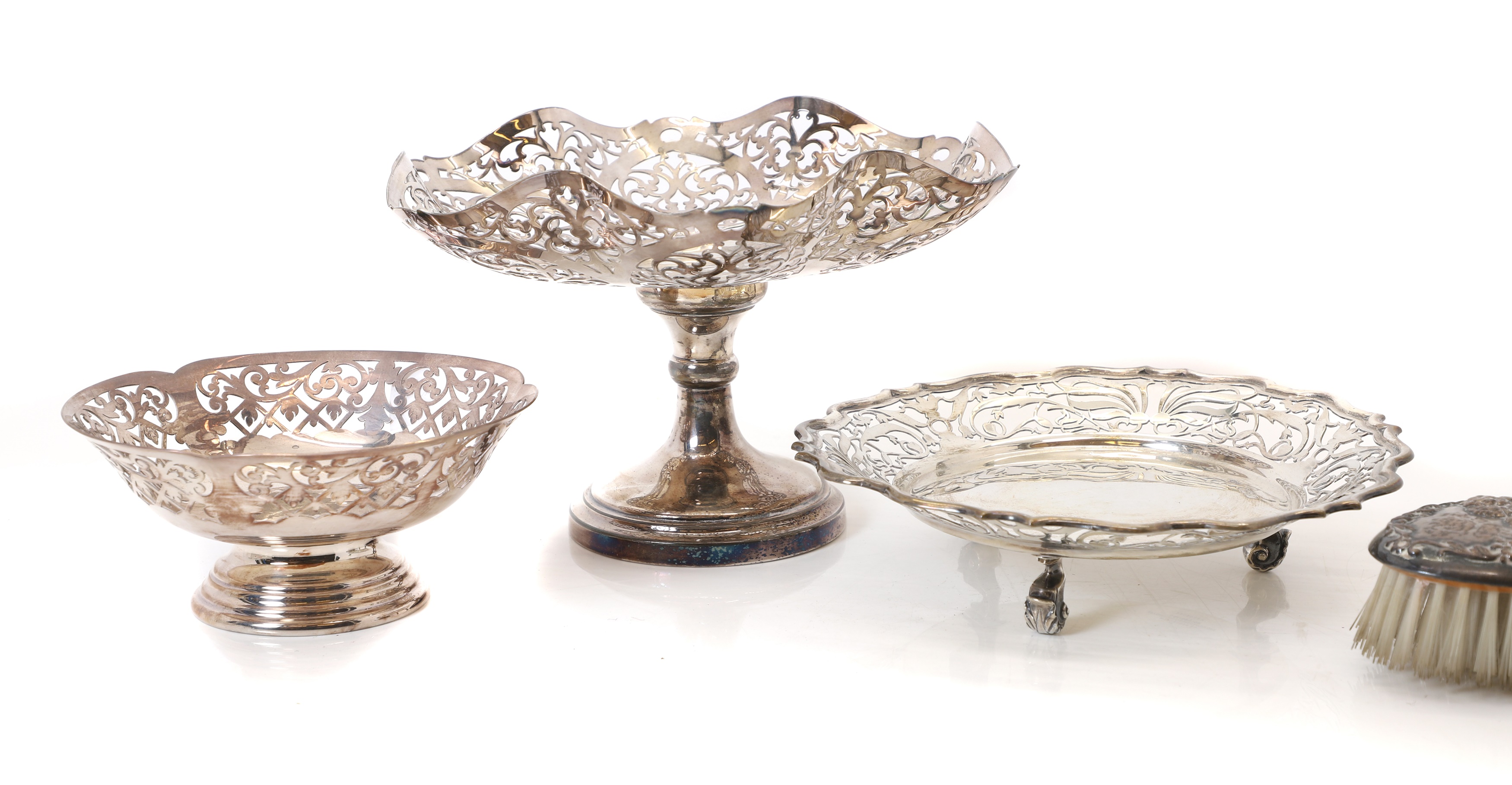 Lot 44 - A Collection Of Silver Table Items