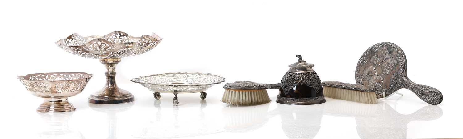 Lot 44 - A collection of silver table items