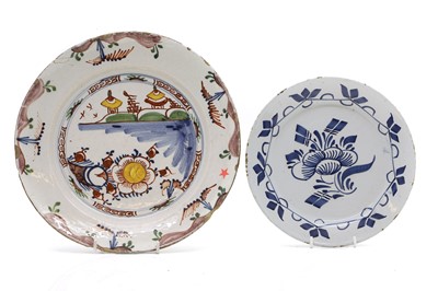 Lot 156 - A Delft pottery dish