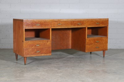 Lot 137 - A burr walnut desk