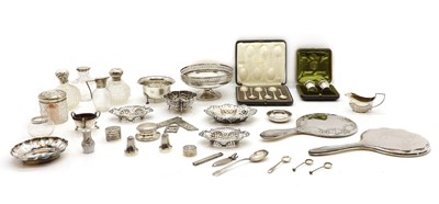 Lot 41 - A group of silver items