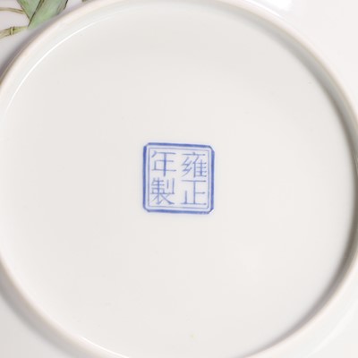 Lot 291 - A Chinese famille rose saucer