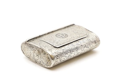 Lot 14 - A late Victorian silver snuff box