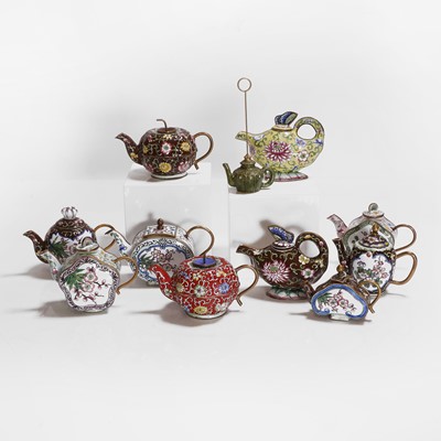 Lot 188 - Ten miniature teapots and covers