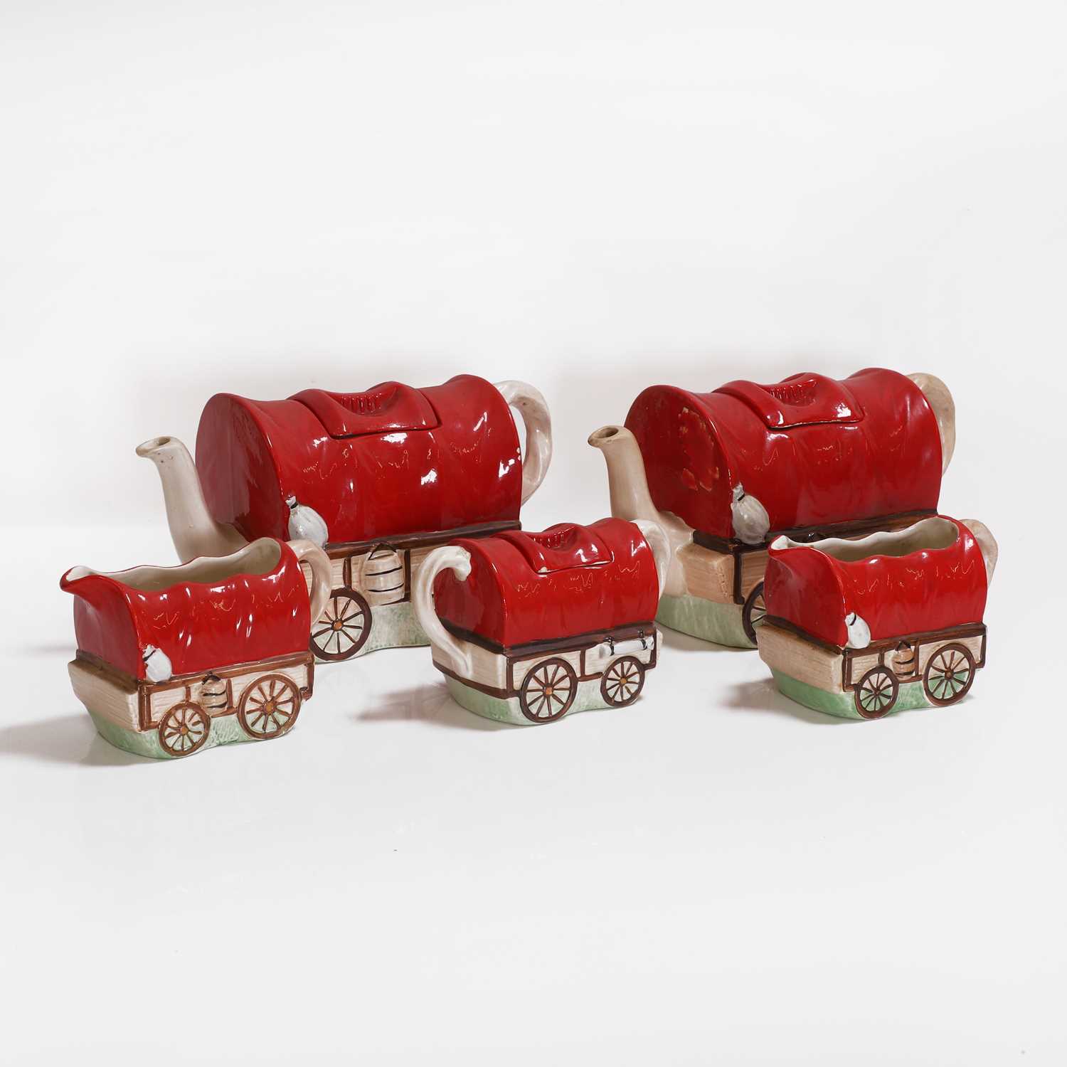 Lot 170 - A Sadler pottery wagon train tea set