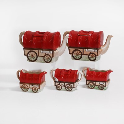 Lot 170 - A Sadler pottery wagon train tea set