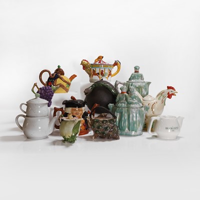 Lot 209 - Twelve teapots and covers