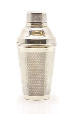 Lot 15A - An English silver-plated cocktail shaker