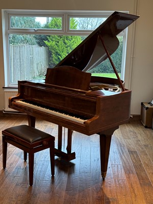 Lot 472 - A 1935 Bluthner baby grand piano