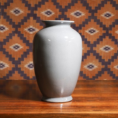 Lot A Chinese porcelain vase