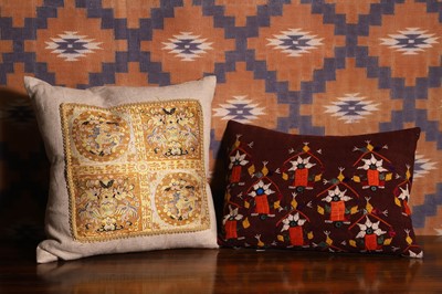 Lot An Uzbeck embroidered cushion