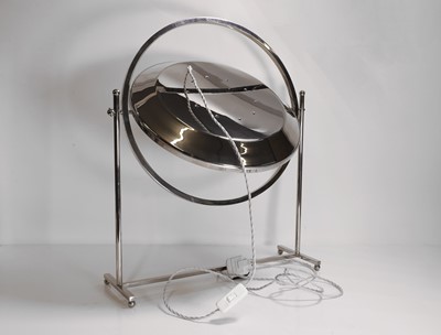 Lot 471 - A circular dressing table mirror