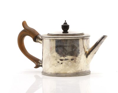 Lot 1 - A George III silver teapot