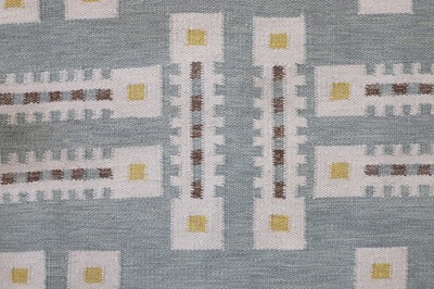 Lot 65 - A flat-weave wool carpet of Scandinavian design