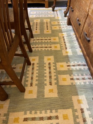 Lot 65 - A flat-weave wool carpet of Scandinavian design
