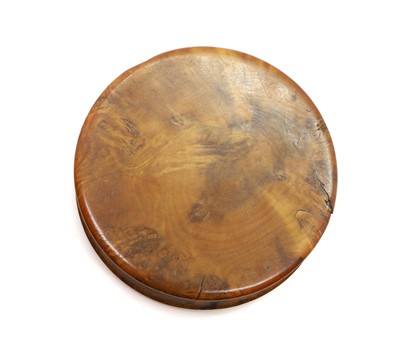 Lot 135 - A French pressed wood snuff box