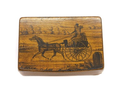 Lot 121 - A sycamore snuff box