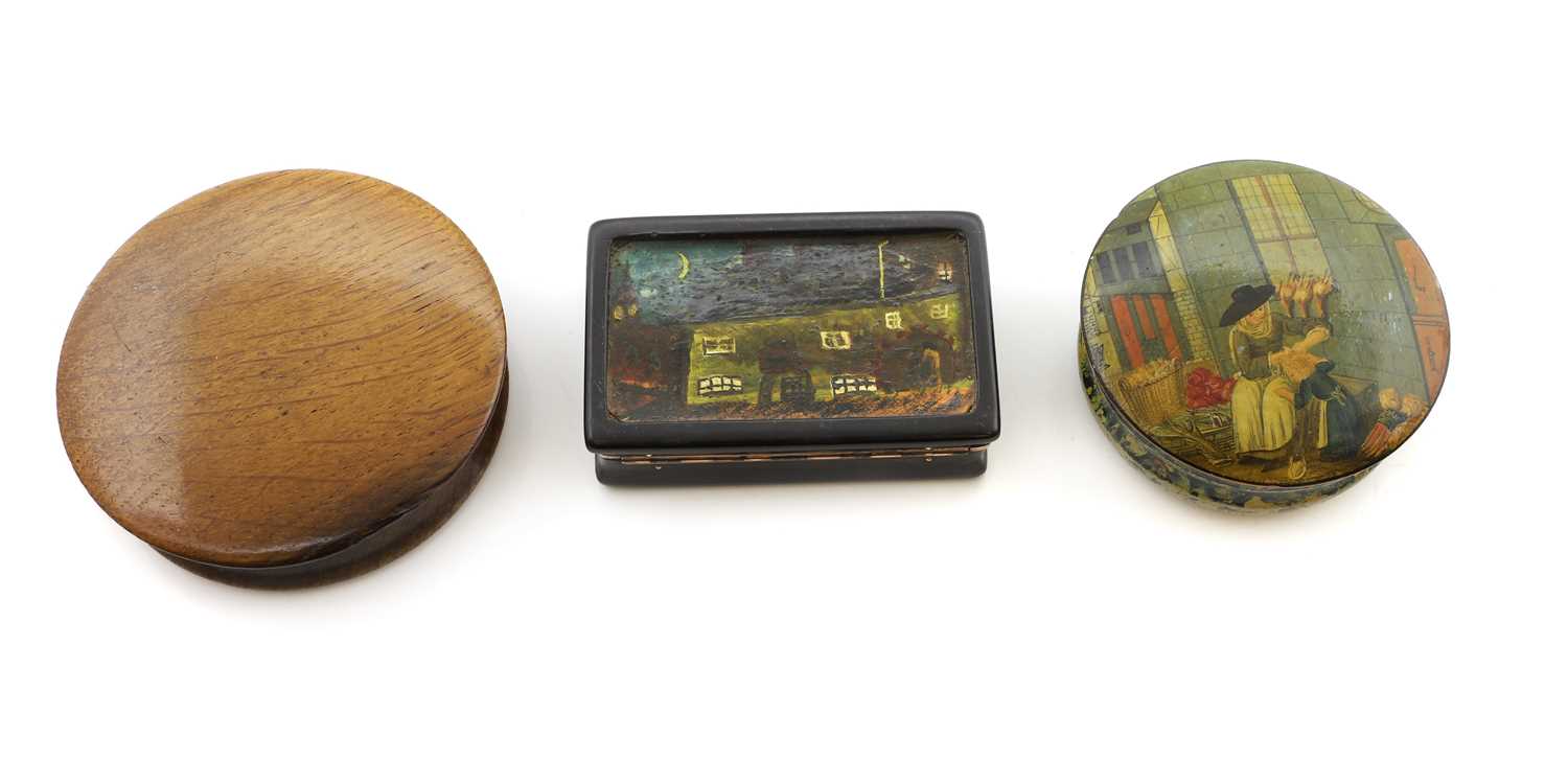 Lot 124 - Three snuff boxes