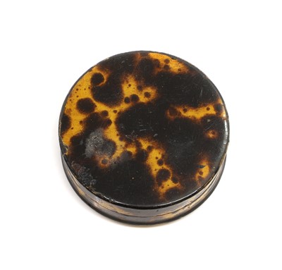 Lot 133 - A faux tortoiseshell stamp box