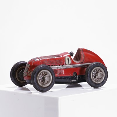 Lot 421 - A collection of five tinplate model vehicles