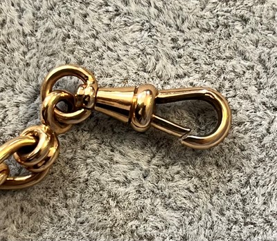 Lot 100 - An 18ct gold half hunter pocket watch with albert chain