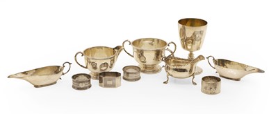 Lot 14 - A collection of silver items