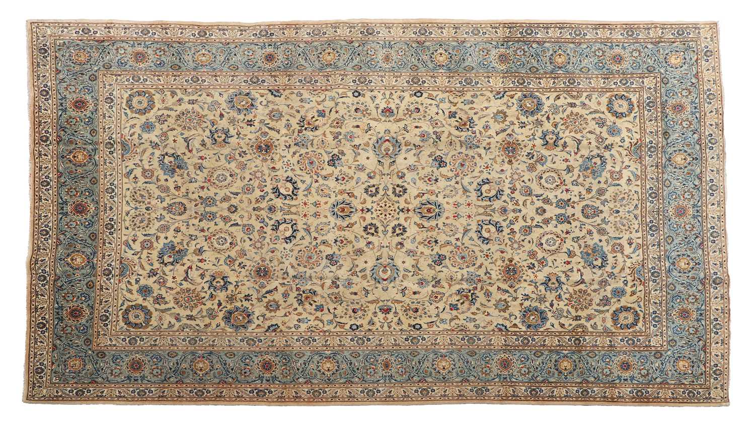 Lot 362 - A Central Persian Kashan carpet