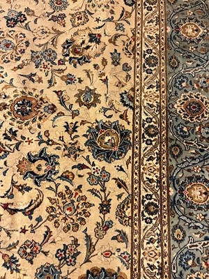 Lot 362 - A Central Persian Kashan carpet