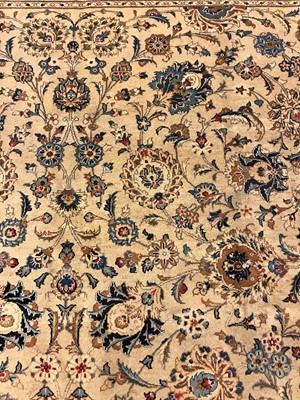 Lot 362 - A Central Persian Kashan carpet