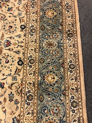 Lot 362 - A Central Persian Kashan carpet