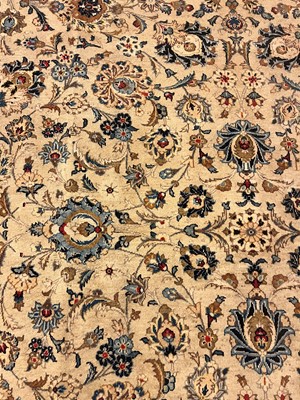 Lot 362 - A Central Persian Kashan carpet