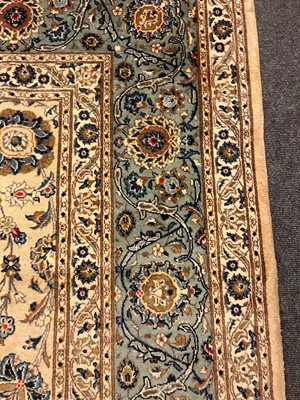 Lot 362 - A Central Persian Kashan carpet
