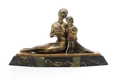 Lot 224 - An Art Deco spelter figure group