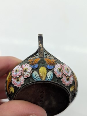 Lot 22 - A Russian silver and cloisonne enamel kovsh