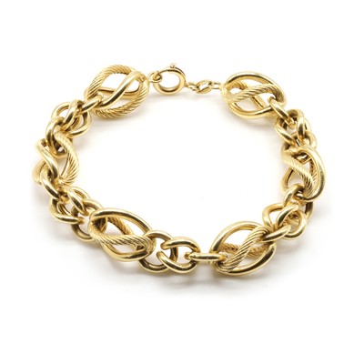 Lot 89 - An Italian 18ct gold bracelet