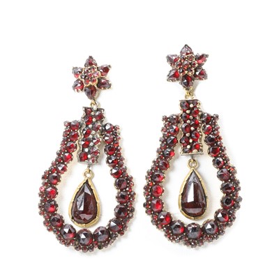 Lot 28 - A pair of Bohemian garnet drop earrings