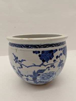 Lot 86 - A group of three Chinese blue and white porcelain fish bowls