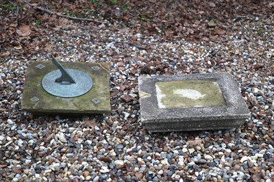 Lot 419 - A limestone sundial