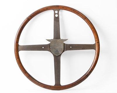 Lot 15 - The original 'Delage 1' walnut steering wheel
