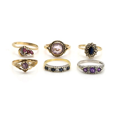 Lot 373 - A group of gemstone set rings