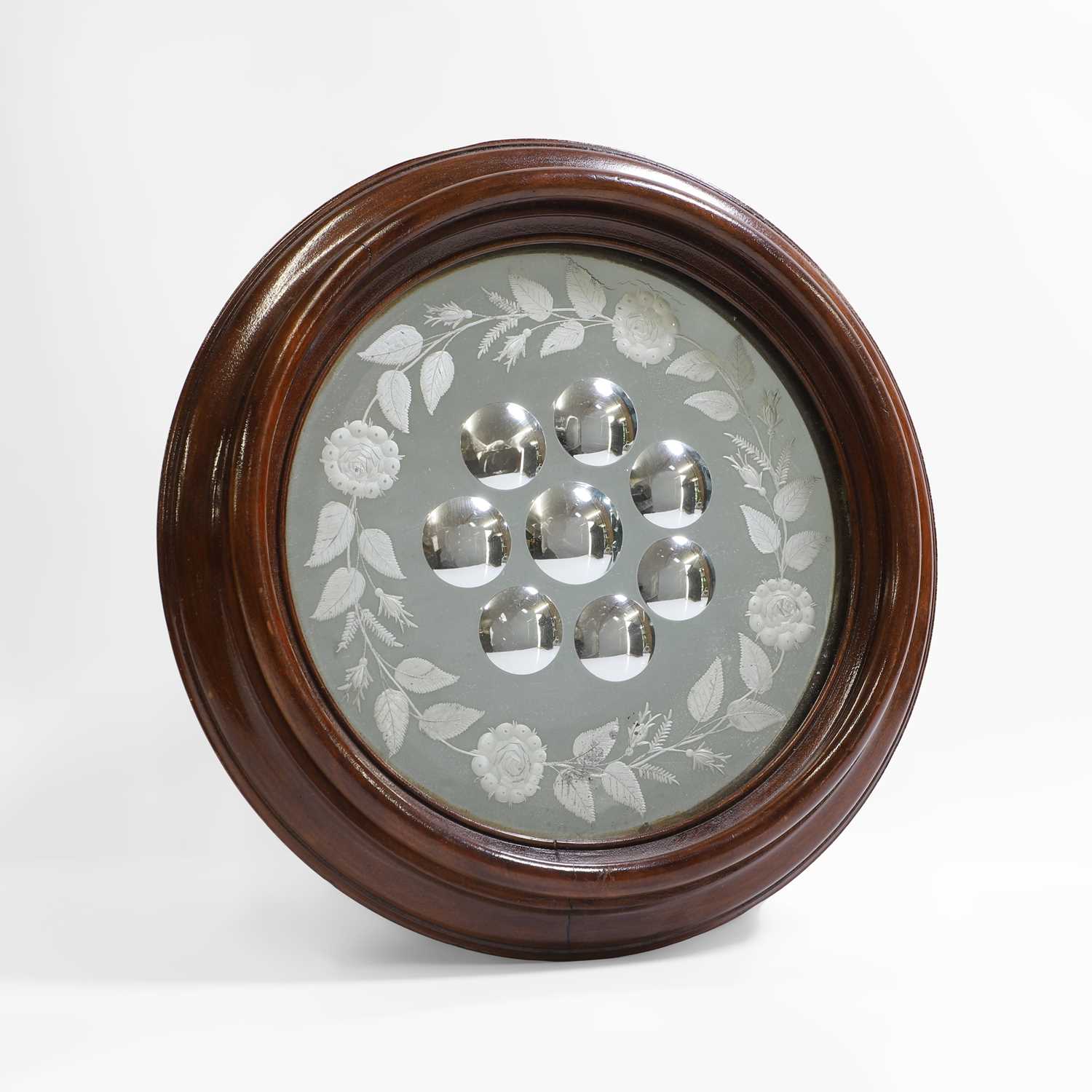 Lot 17 - A sorcerer's mirror