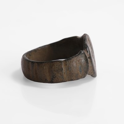 Lot 1 - A Dark Ages pentagram protection or magic ring